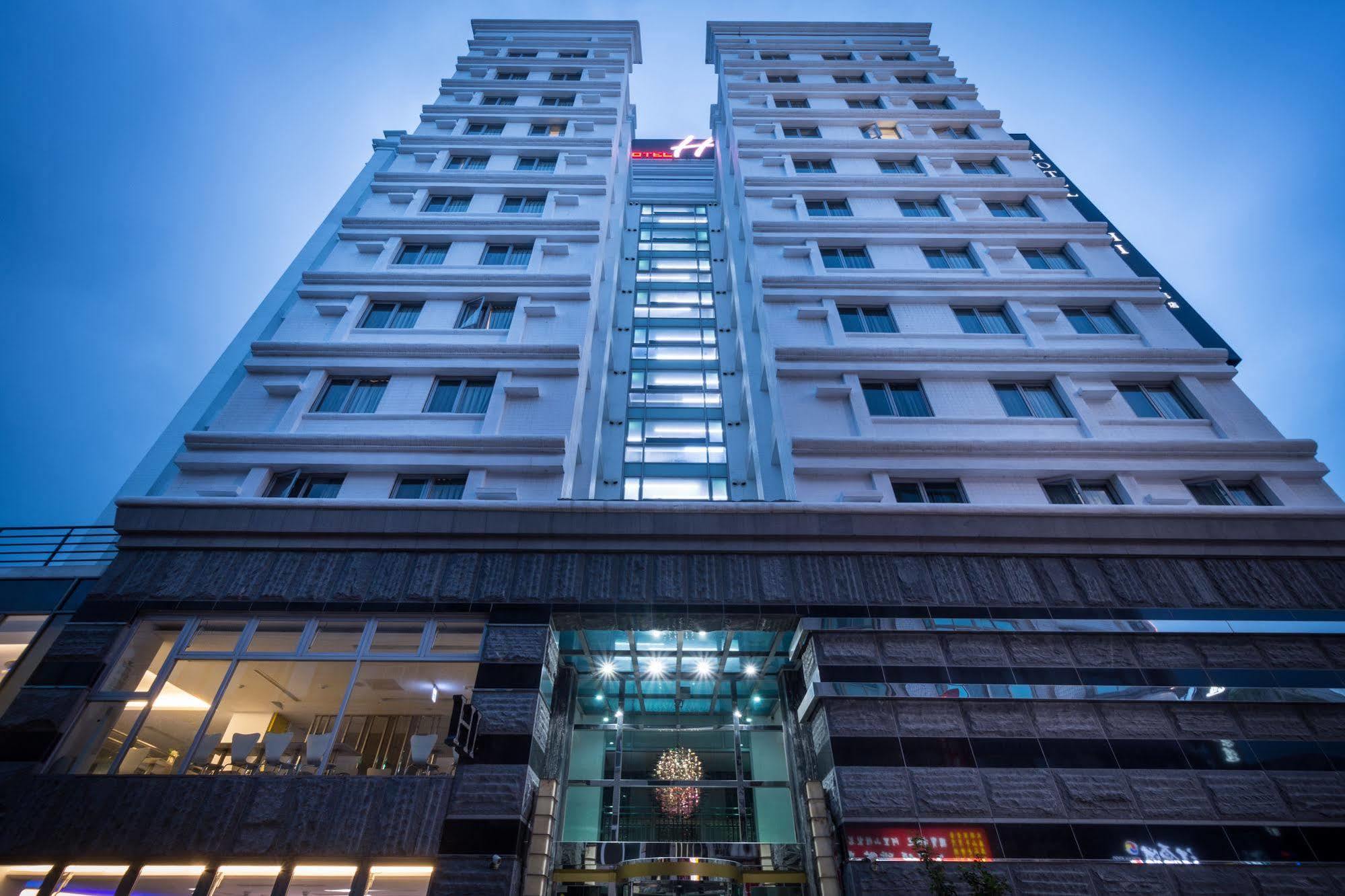 Hotel Hi - Xinmin Chiayi Exterior foto